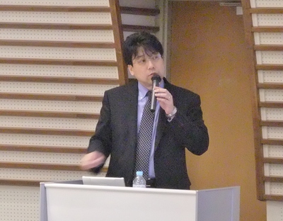 本多記念講演　講演中　20120319.JPG